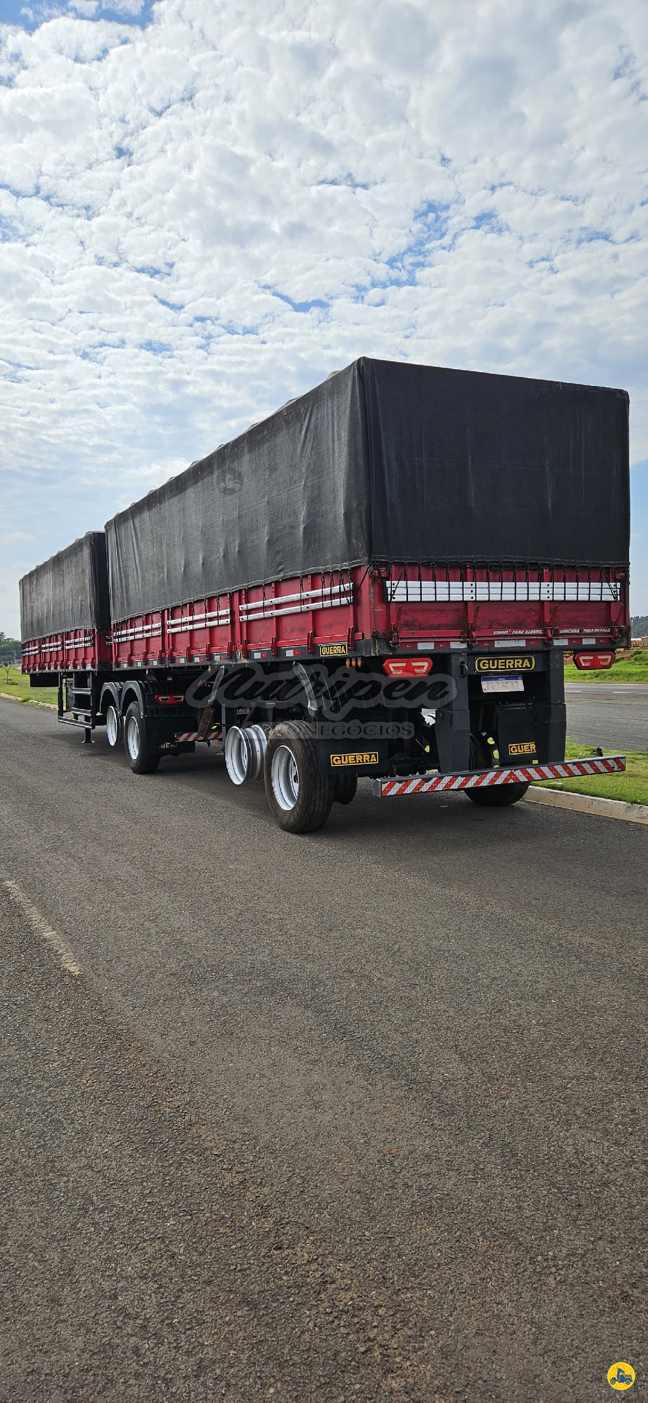 CARRETA BITREM GRANELEIRO Nutripen Transportes ROLANDIA PARANÁ PR